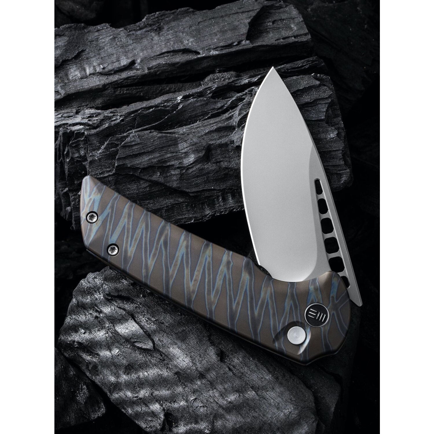 we-knife-mini-malice-cpm-20cv-titan-tiger-stripe_3